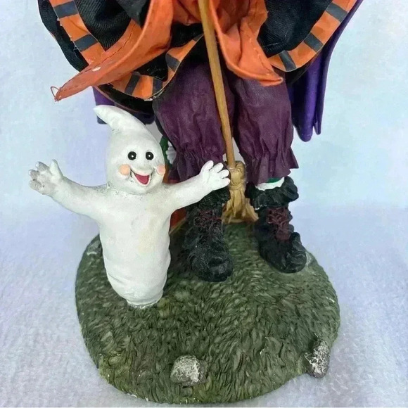 VTG Clothtique Halloween Scarecrow and Witch 13” Fabric Mache Figurines - Picture 7 of 13